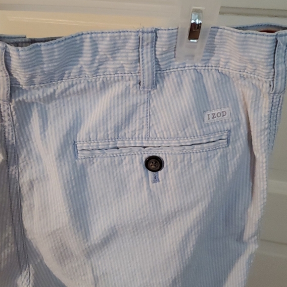 Izod Men's shorts - Picture 4 of 5
